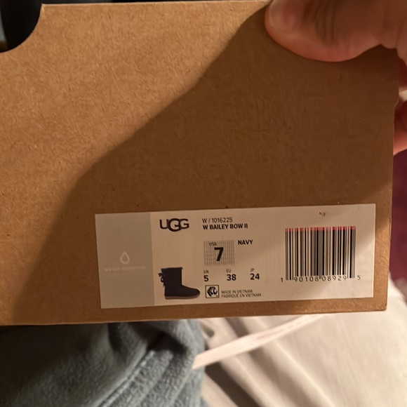 Blue uggs tie up in the back worn once great condition - Picture 2 of 8